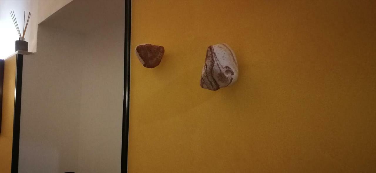 Versosud Cave Bari Bagian luar foto