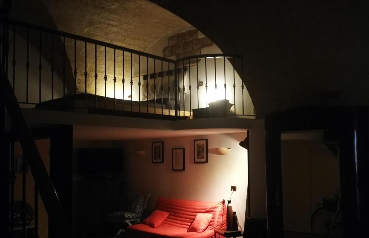 Versosud Cave Bari Bagian luar foto